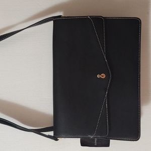 NWT London Fog Black Hand Bag.